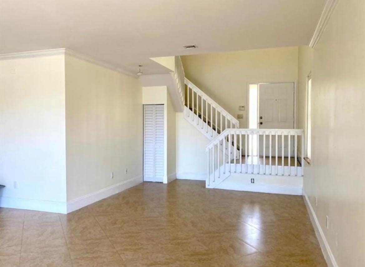 Building Photo - 599 NW 87th Ter