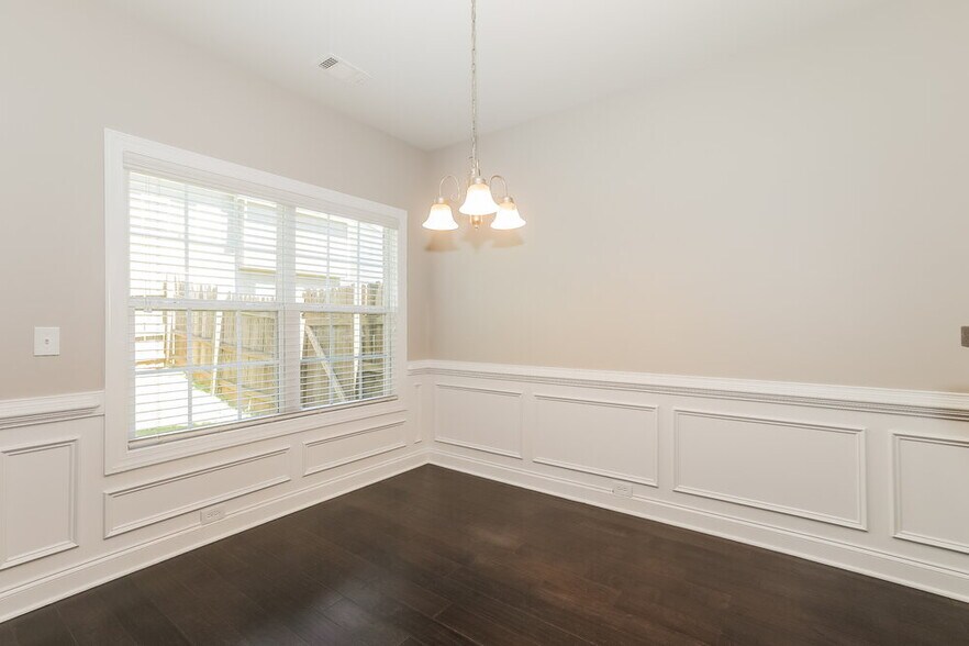 Building Photo - 5210 Cedar Shoals Dr