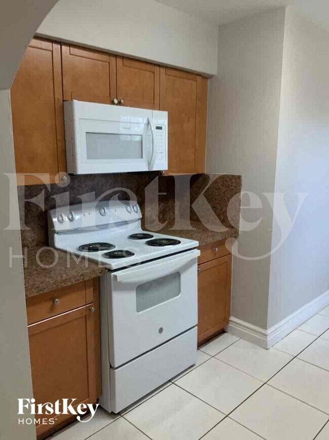 Building Photo - 630 NW 67th Terrace