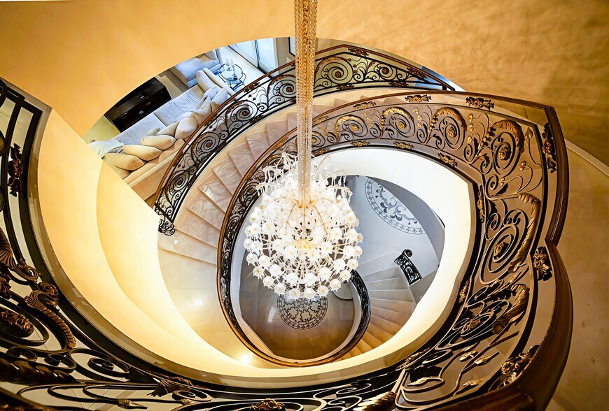 Building Photo - 1331 Roscomare Rd