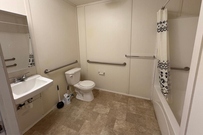 Building Photo - 606 Buckwheat Dr