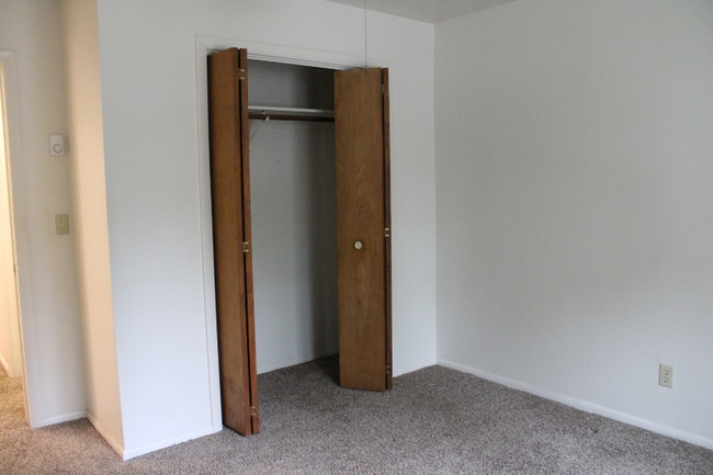 Building Photo - 372 I St