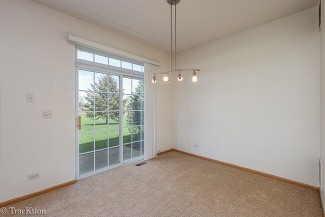 Building Photo - 104 Concord Dr S