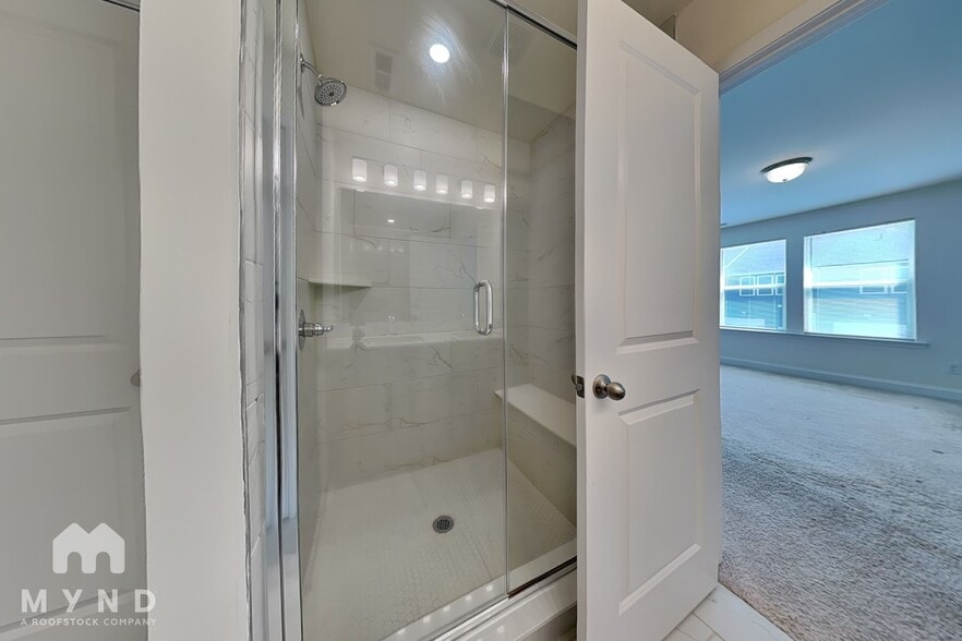 Building Photo - 1546 Cedar Tree Dr