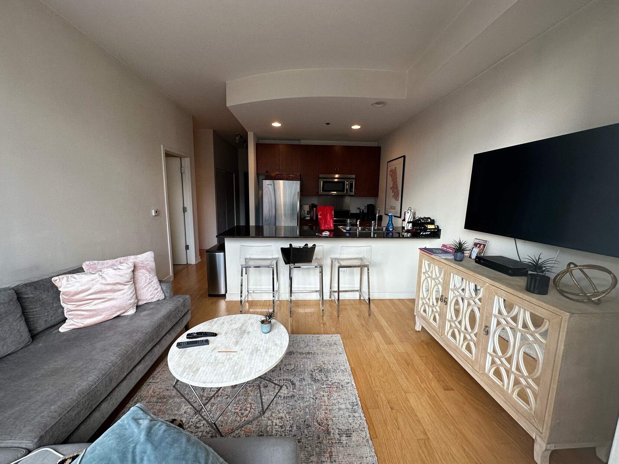 Building Photo - 303 W Ohio St