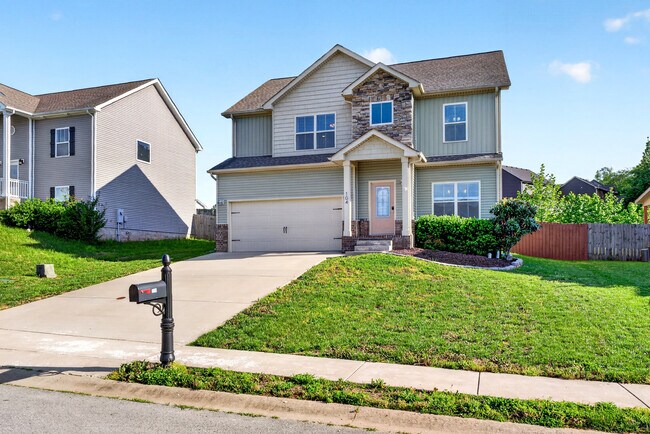 Building Photo - 104 Woodtrace Ct