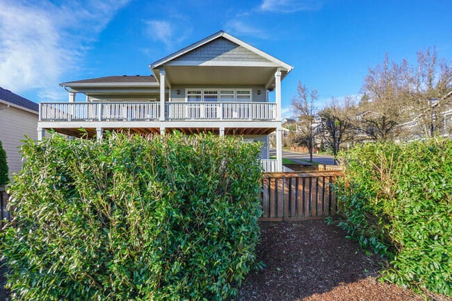 Building Photo - BEAUTIFUL VIEWS of MT. HOOD