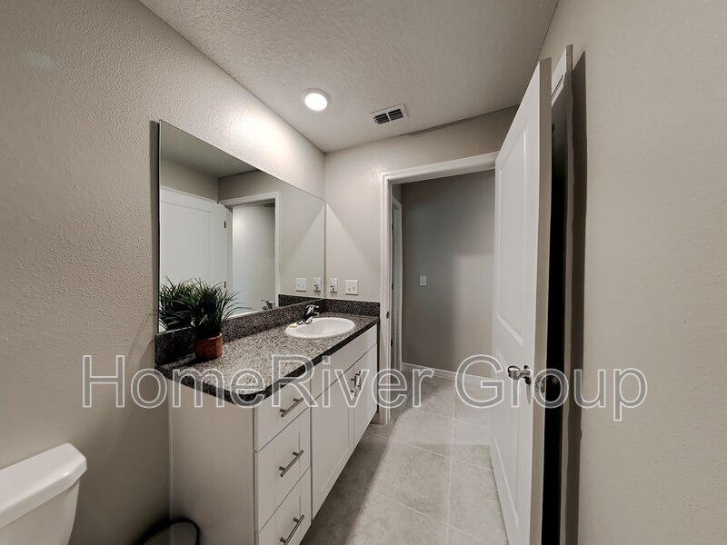 Building Photo - 10326 Scarlet Skimmer Dr
