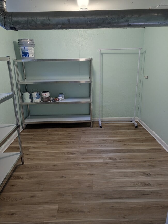 Building Photo - 1657 N Moline St