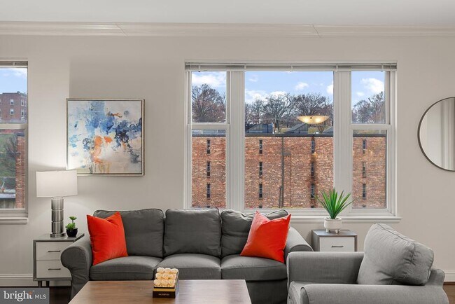 Building Photo - 801 Key Hwy