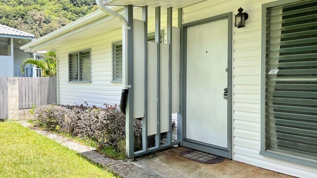 Building Photo - 159 Puiwa Rd