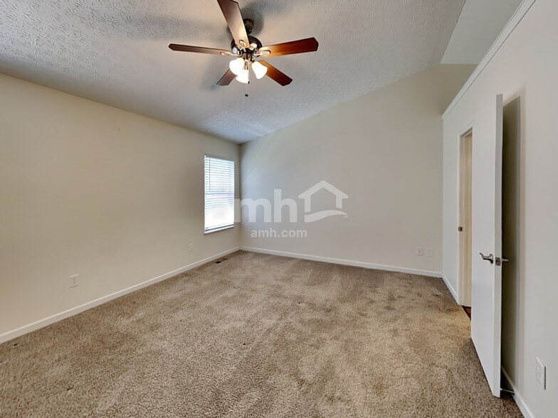 Building Photo - 4513 Edgarton Dr