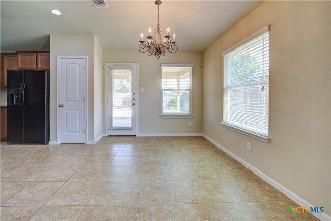 Building Photo - 775 Spectrum Dr