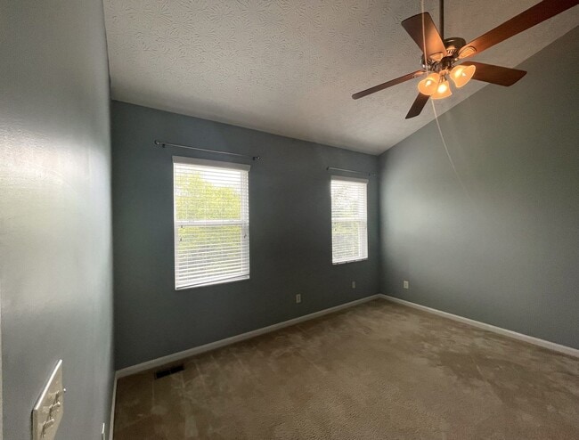Building Photo - 6127 Janes Way