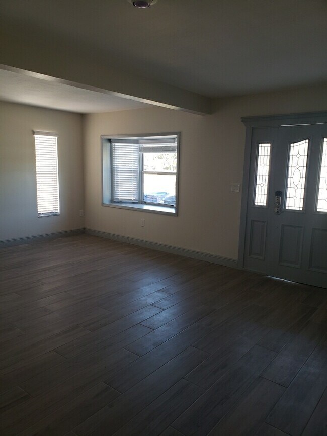 Living Room - 1528 77th Ave N
