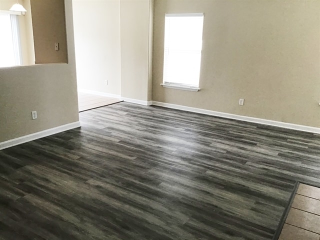 Building Photo - 421 Monet Ave