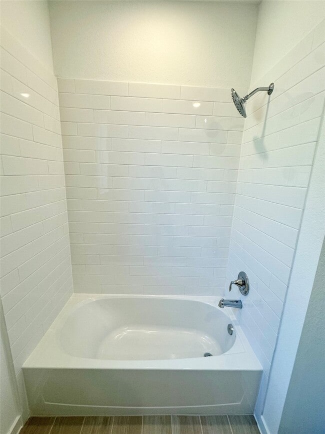 Building Photo - 5835 Majestic Sky Dr