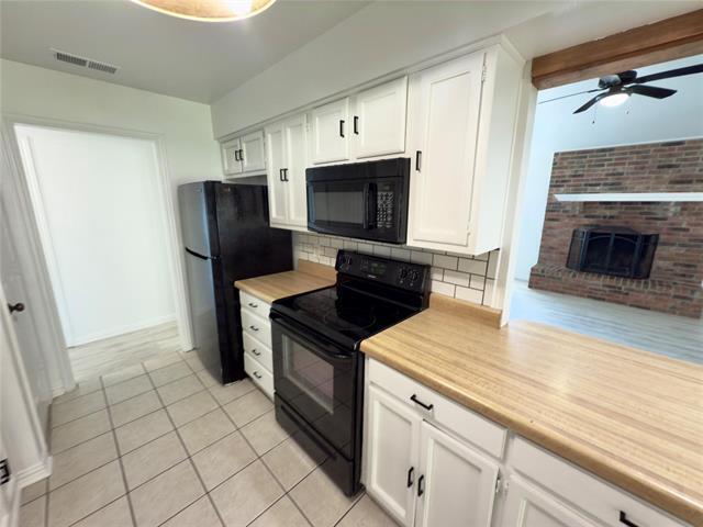 Building Photo - 1615 Fairfield Cir