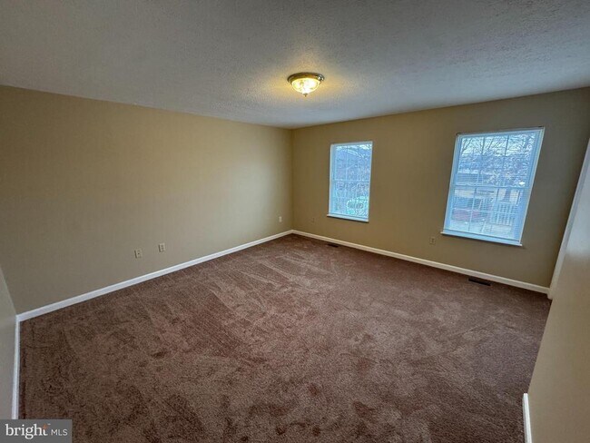 Building Photo - 544 Allston Cir