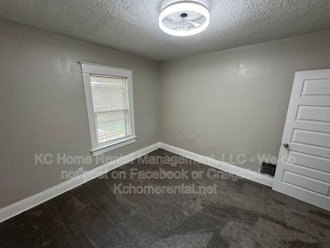 Building Photo - 2724 Brooklyn Ave