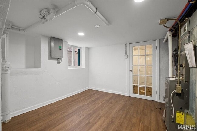 Building Photo - 4936 Shaw Ave