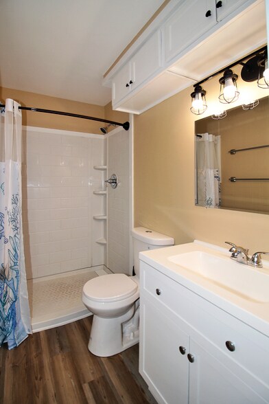 Building Photo - 322 Hays Rd