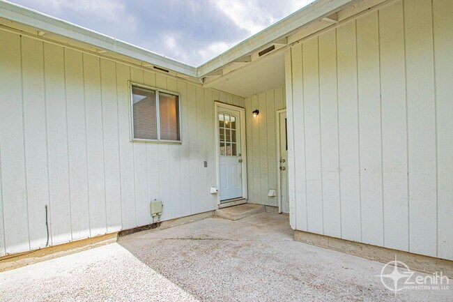 Building Photo - 1814 NW 98th St