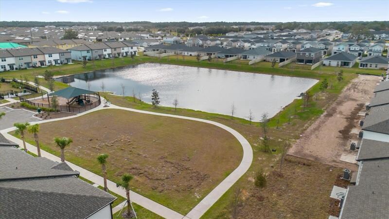 Building Photo - 5942 Chestnut Grv Pl