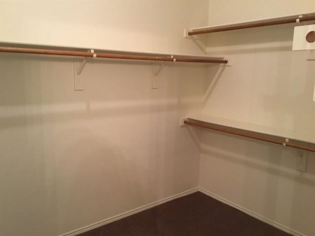 Building Photo - 5628 Creekhollow Dr