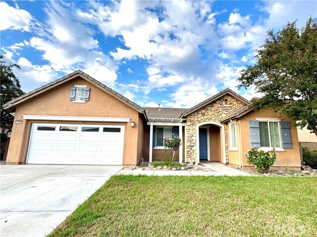 Primary Photo - 14344 Pointer Loop