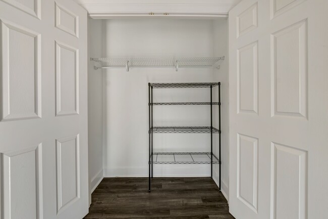 Building Photo - 2817 Blair Blvd