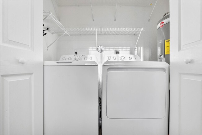 Building Photo - 10573 NW 56th Pl