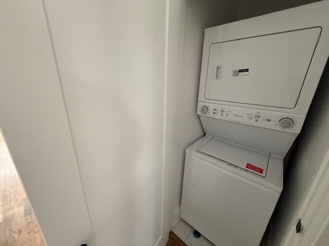 Building Photo - 6308 N Artesian Ave