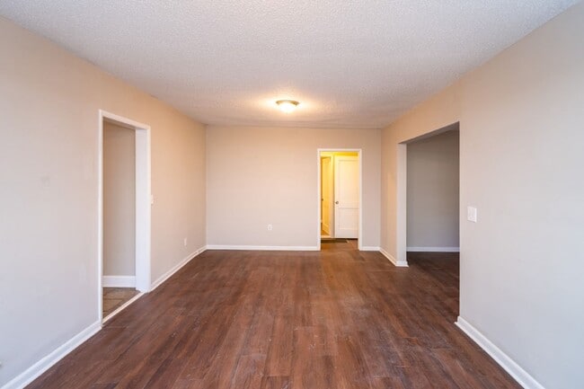 Building Photo - Charming Renovated 3-Bedroom Home in Dora!