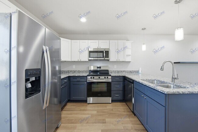 Building Photo - 852 Sims Legacy Ln