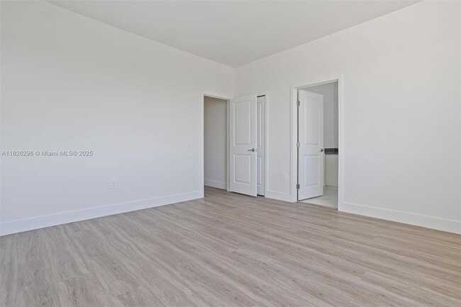 Building Photo - 34417 SW 189th Ct