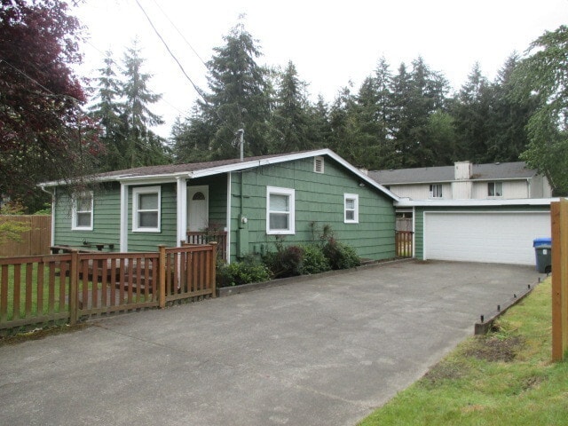 Building Photo - Charming 3 Bedroom Home in Tacoma