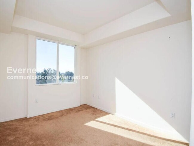 Building Photo - 1101 S Main St