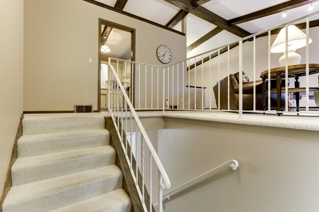 Building Photo - 163 Upper Lea Ln