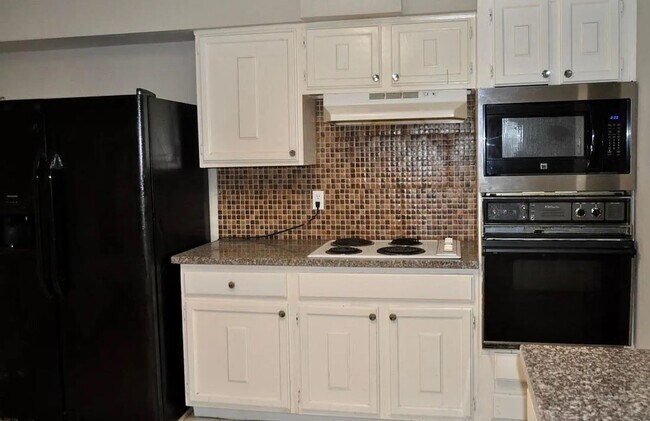 Building Photo - 12402 Riva Ridge Ln