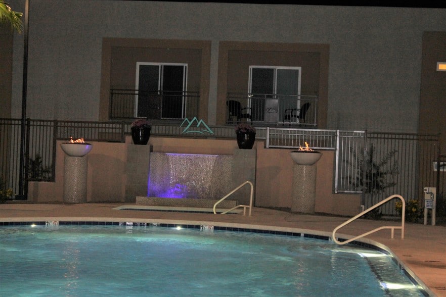Cascading Water/ Fire Features - 4201 Northrise Dr