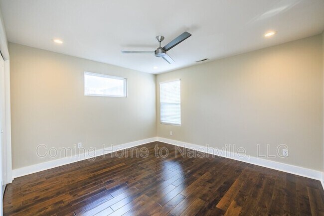 Building Photo - 1719 Pecan St