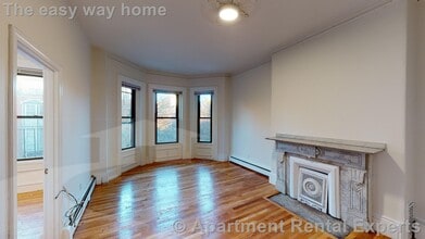 Building Photo - 14 Yarmouth St