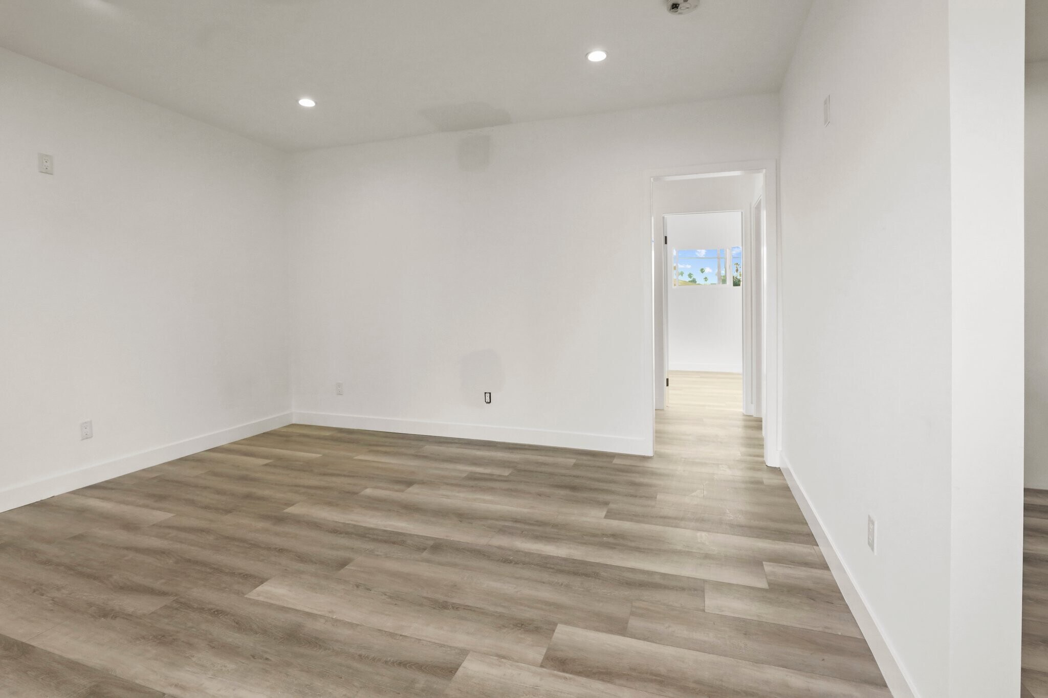 Building Photo - 2561 W Ave 30