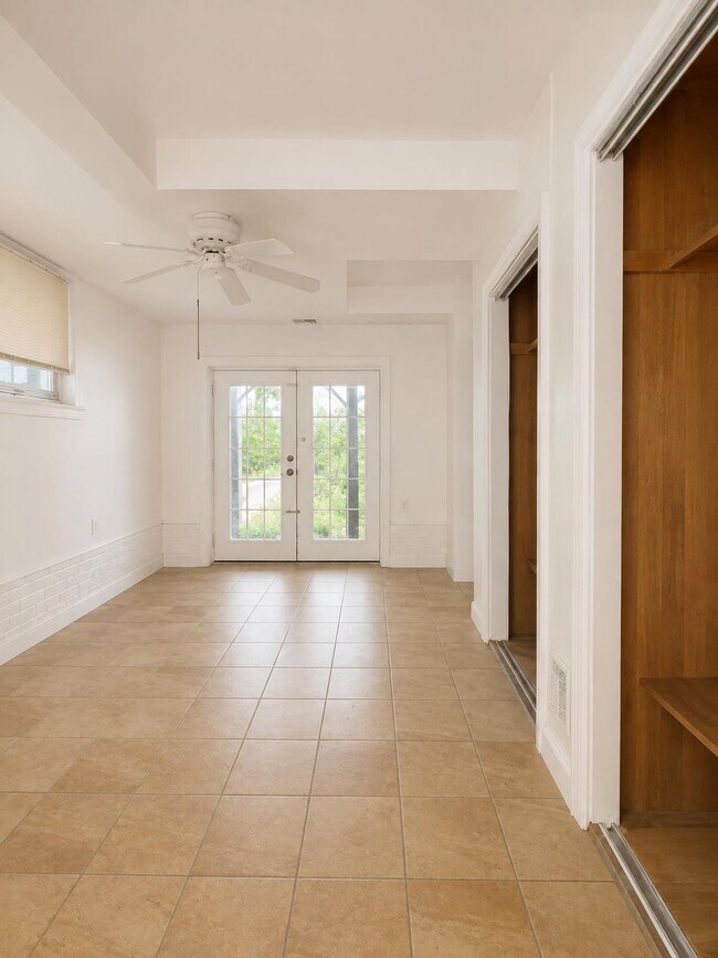 Building Photo - 60 Clifton Pl