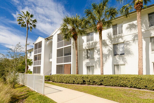Building Photo - 2504 SE Anchorage Cove