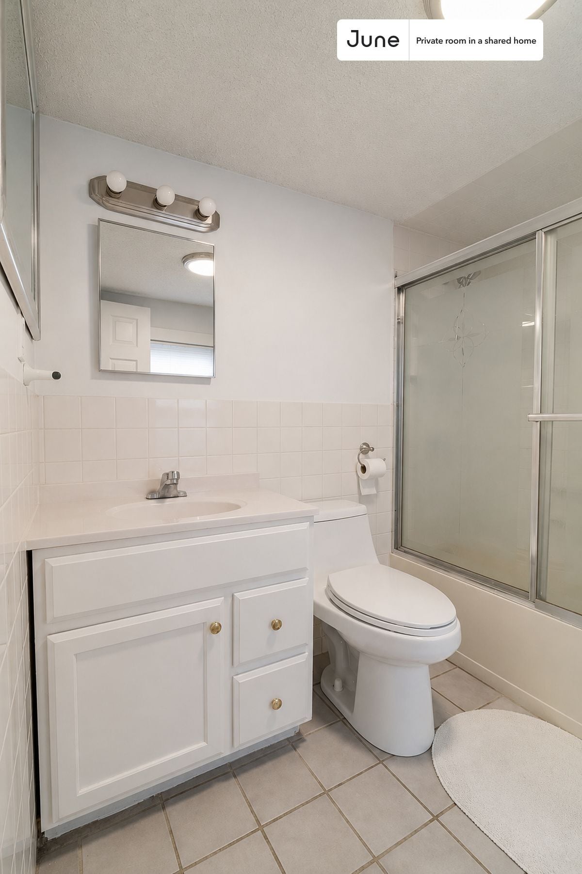 Building Photo - Room in Shared 5 bed/2 bath home