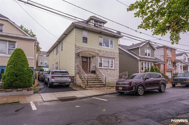 Building Photo - 7420 4th Ave