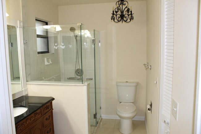 Building Photo - 13880 Paddock Dr