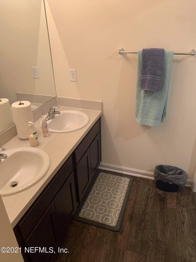 Building Photo - 3676 Alta Lakes Blvd